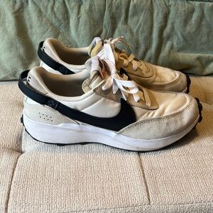 Nike Waffle Debut women’s sneakers size 7.5
